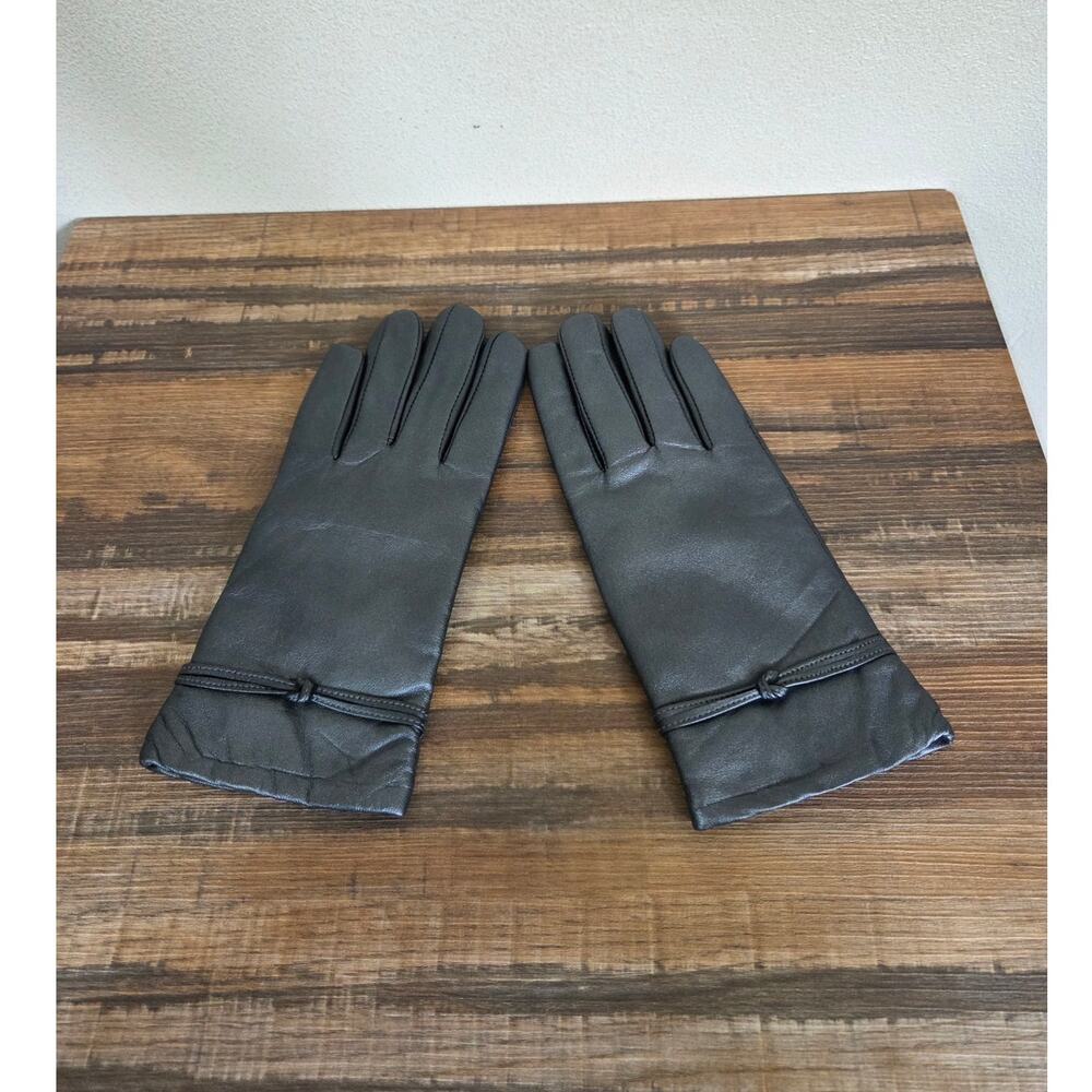 ARIS Woman's Gray Metallic Leather Gloves Size Med NWOT